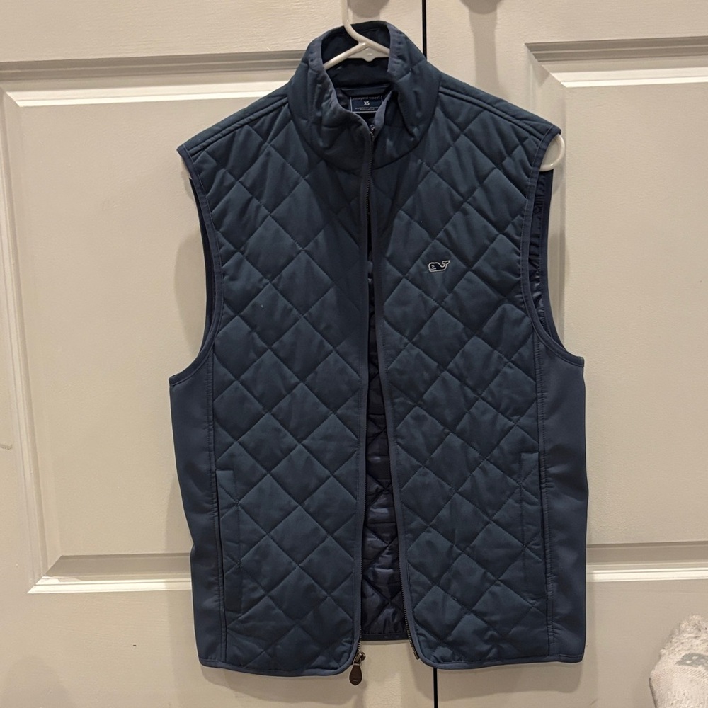 Vineyard Vines Men's Quilted Navy Vest NWOT